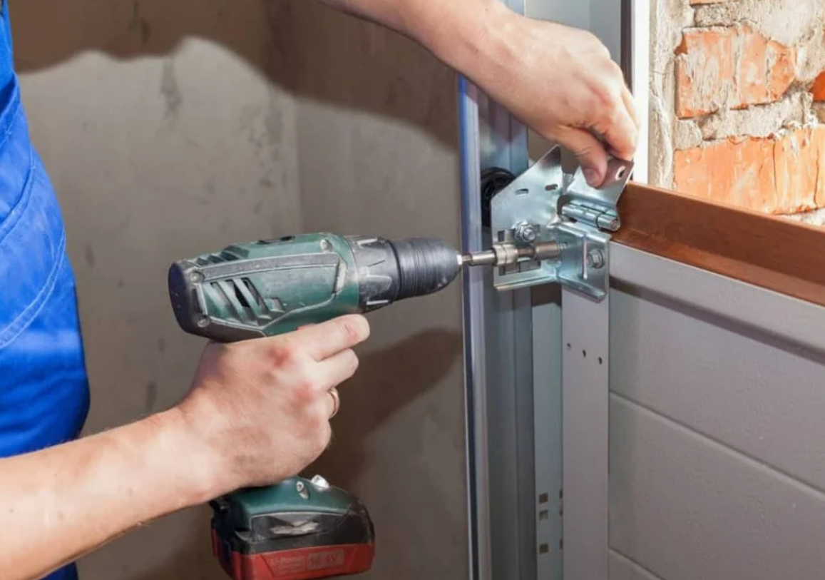 Garage Door Hinge & Hardware Lubrication